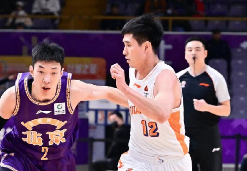 星空体育app下载-廖三宁压哨三分绝杀北控险胜福建 曾凌铉三分9中9CBA历史首人